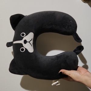 Cute neck support (travel)